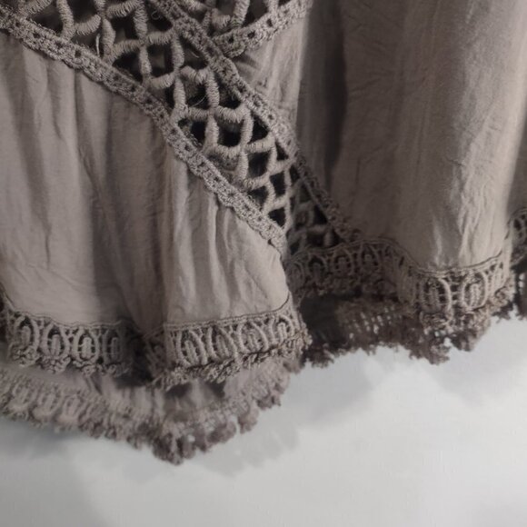 NWT Monoreno Mushroom Brown Crochet Fringe Poncho Top Size L - Picture 6 of 8
